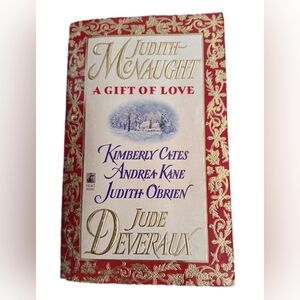 Judith McNaught A Gift of Love Coffee Table Book - Red and Gold